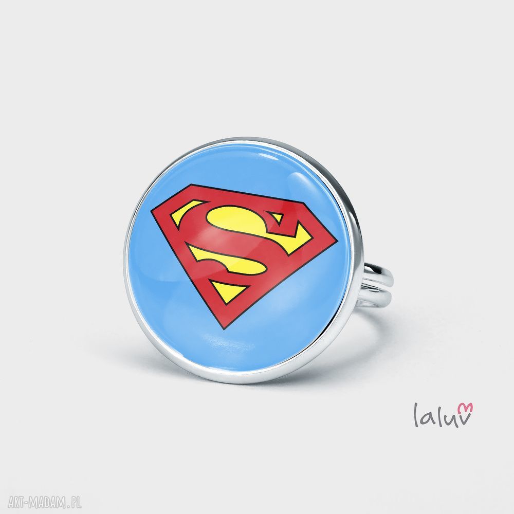 Pierścionek Superman - ręcznie robiony, regulowany obwód i grafika pod szkłem