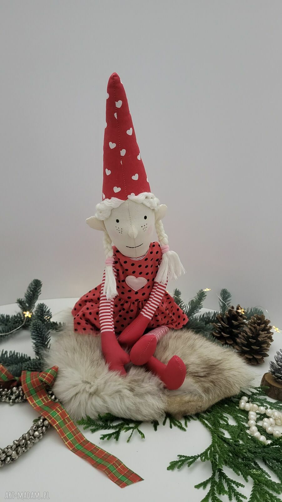 Świąteczna duża lalka szmacianka Noelka - elfka w stylu skandynawskim