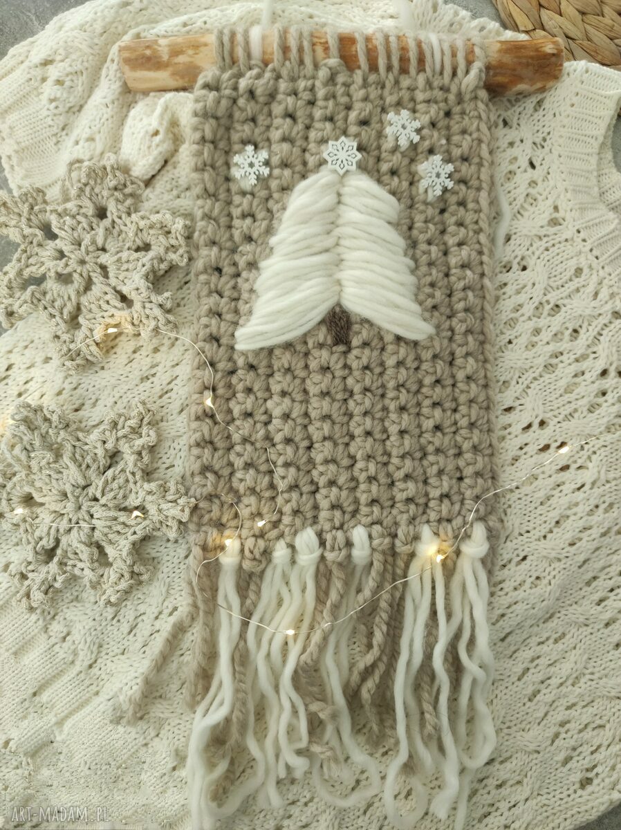 Makatka świąteczna boho z motywem choinki - beż i ecru