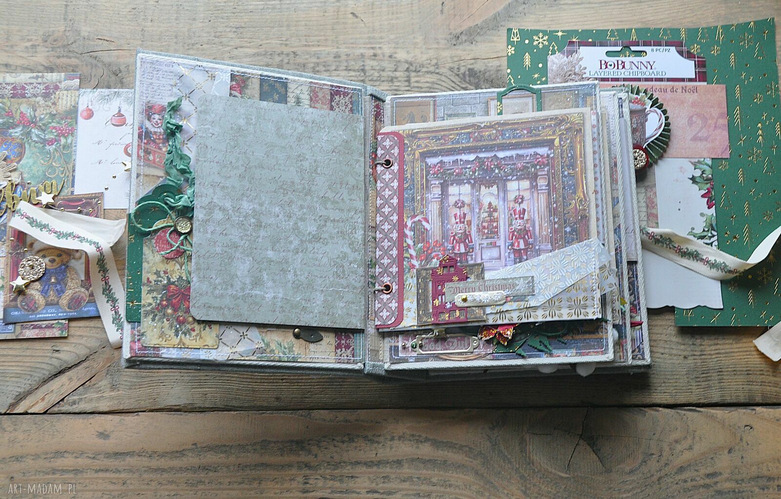 Kolorowy album świąteczny do Bożego Narodzenia - rękodzieło scrapbooking