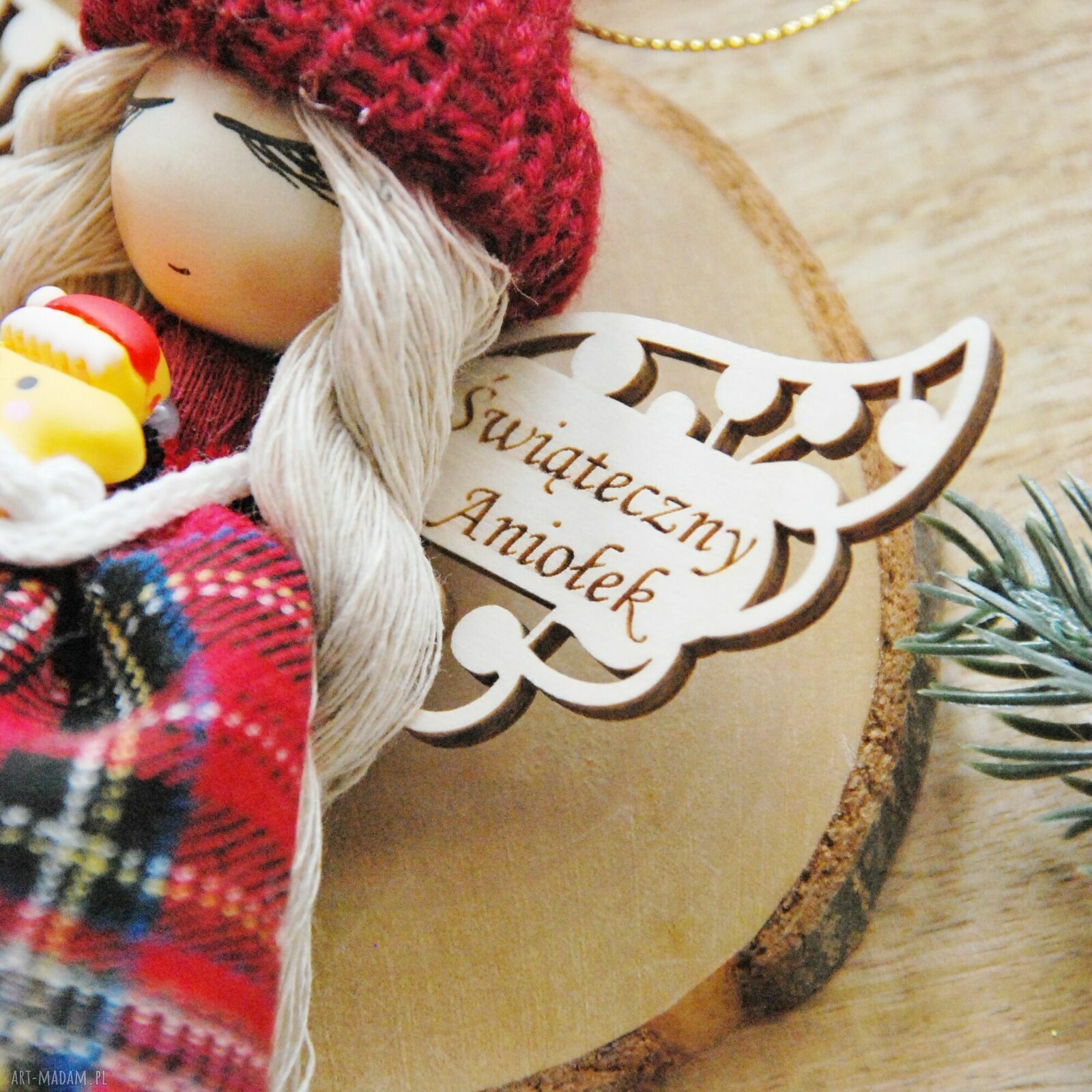 Świąteczny aniołek handmade - urocza anielinka na prezent