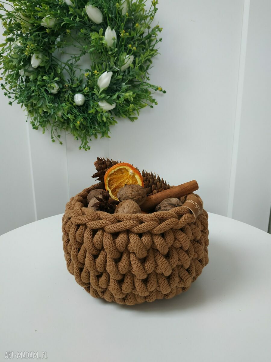 Świąteczny koszyk na stół „Kubełek Babemi” - karmelowy handmade