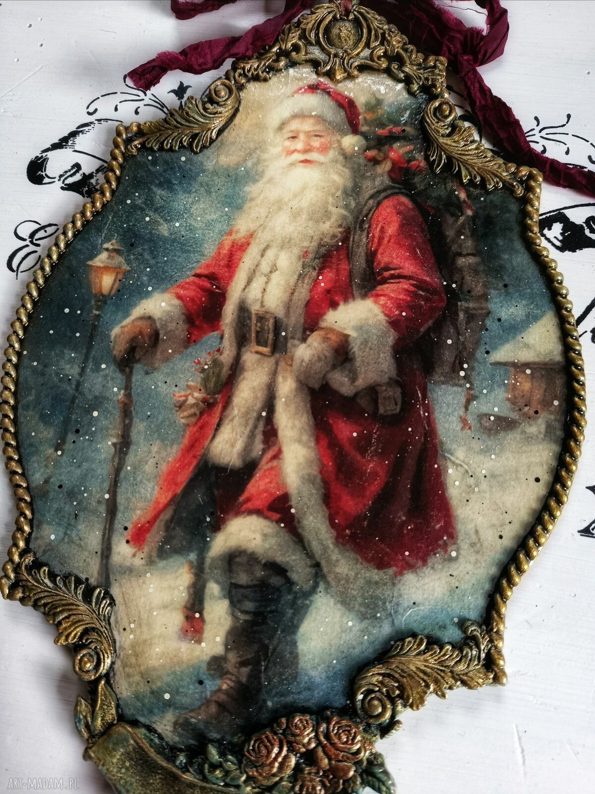Świąteczny medalion ze Świętym Mikołajem - dekoracja vintage