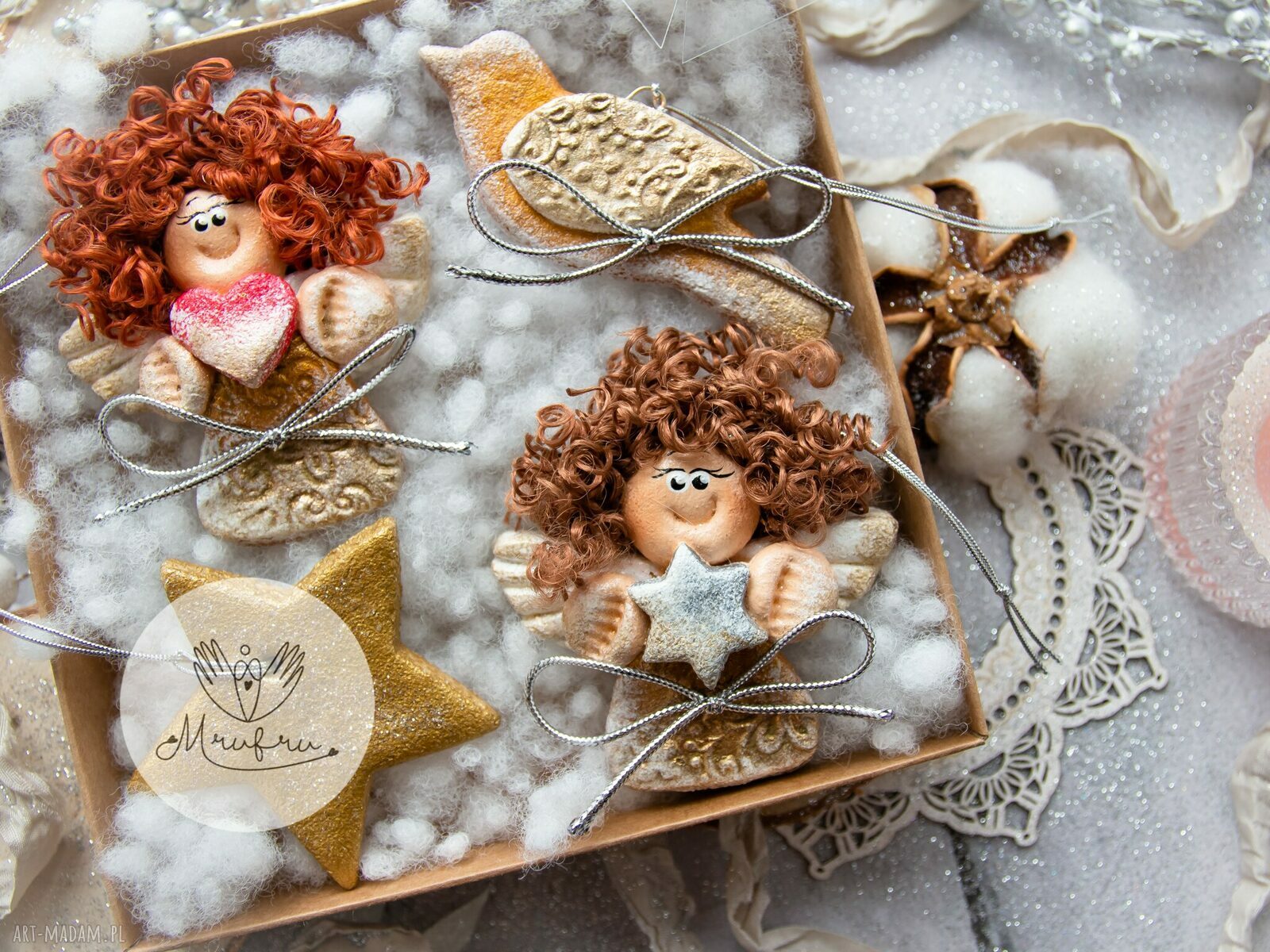 pomysły na upominki świąteczne: Świąteczny podarek. Zawieszki bożonarodzeniowe. Pudełeczko. Handmade