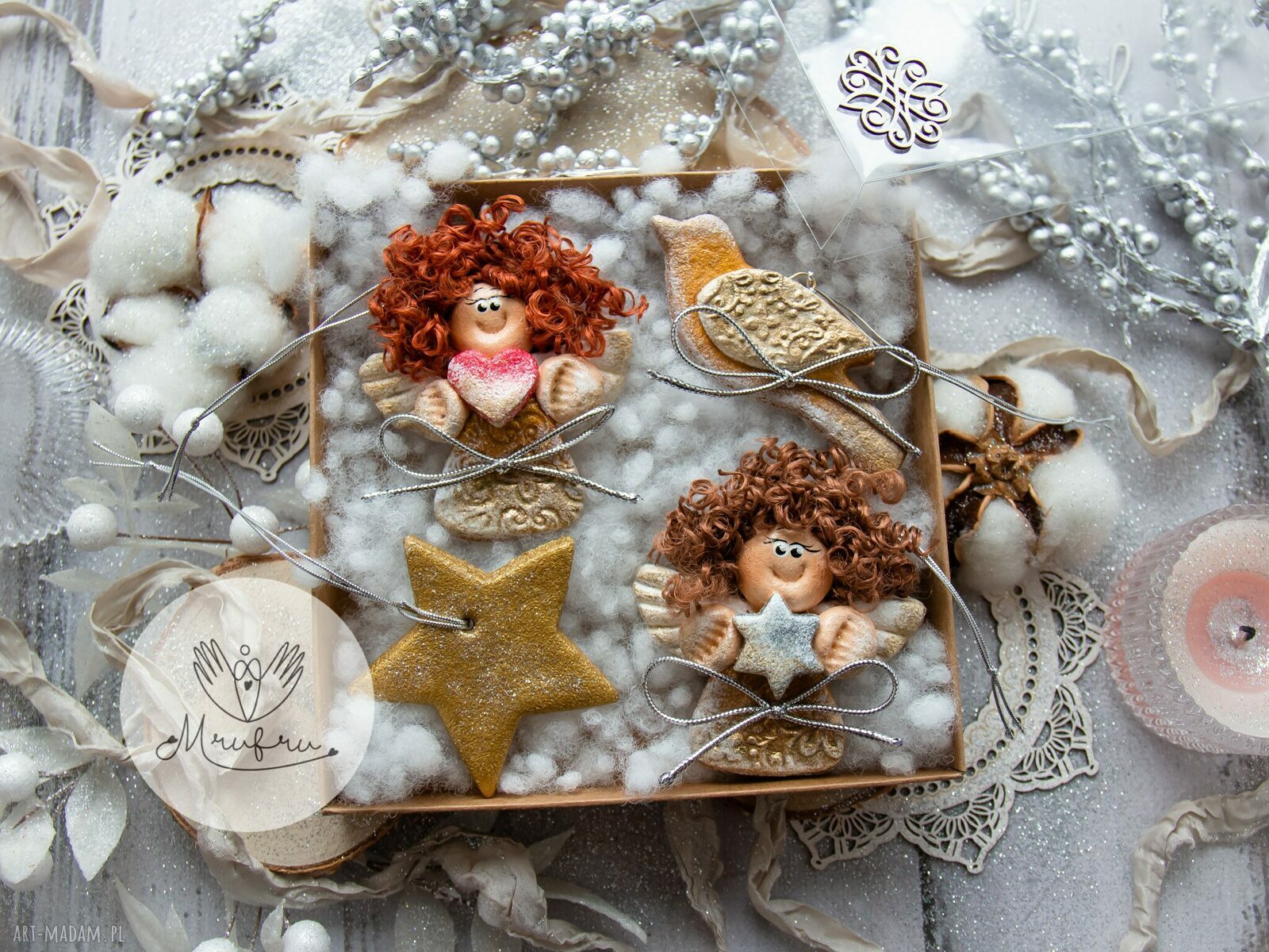 pomysły na upominki świąteczne: Świąteczny podarek. Zawieszki bożonarodzeniowe. Pudełeczko. Handmade