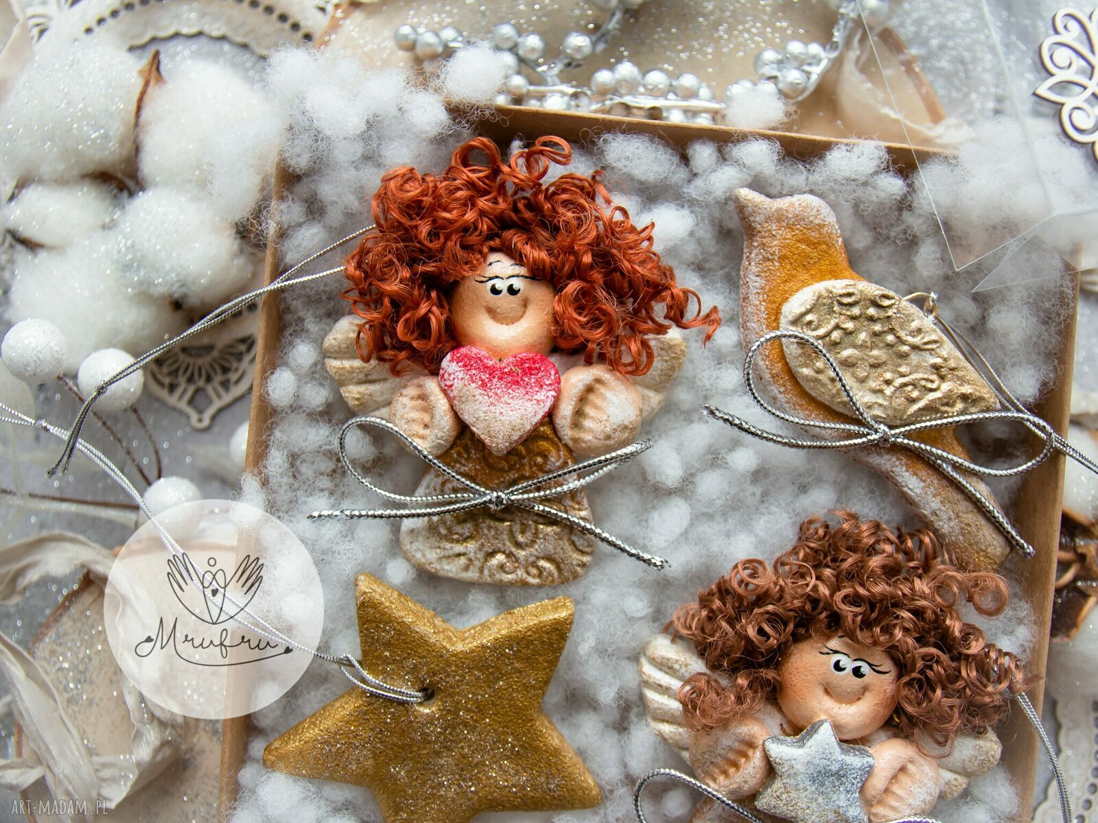 pomysły na upominki świąteczne: Świąteczny podarek. Zawieszki bożonarodzeniowe. Pudełeczko. Handmade