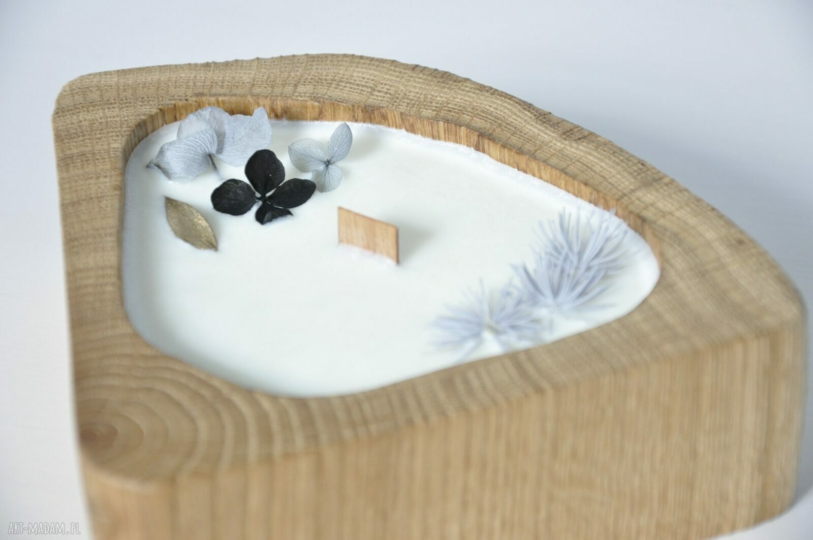 Świeca sojowa zapachowa w drewnie dębu - matcha i bergamotka