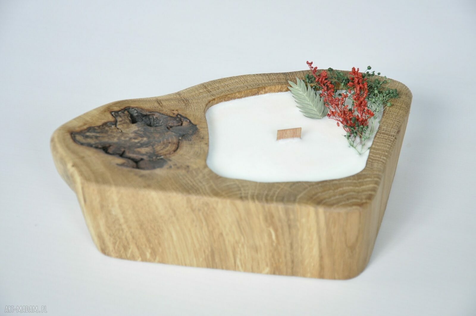 Świeca sojowa zapachowa w drewnie dębu Oldtree - mięta i limonka naturalna