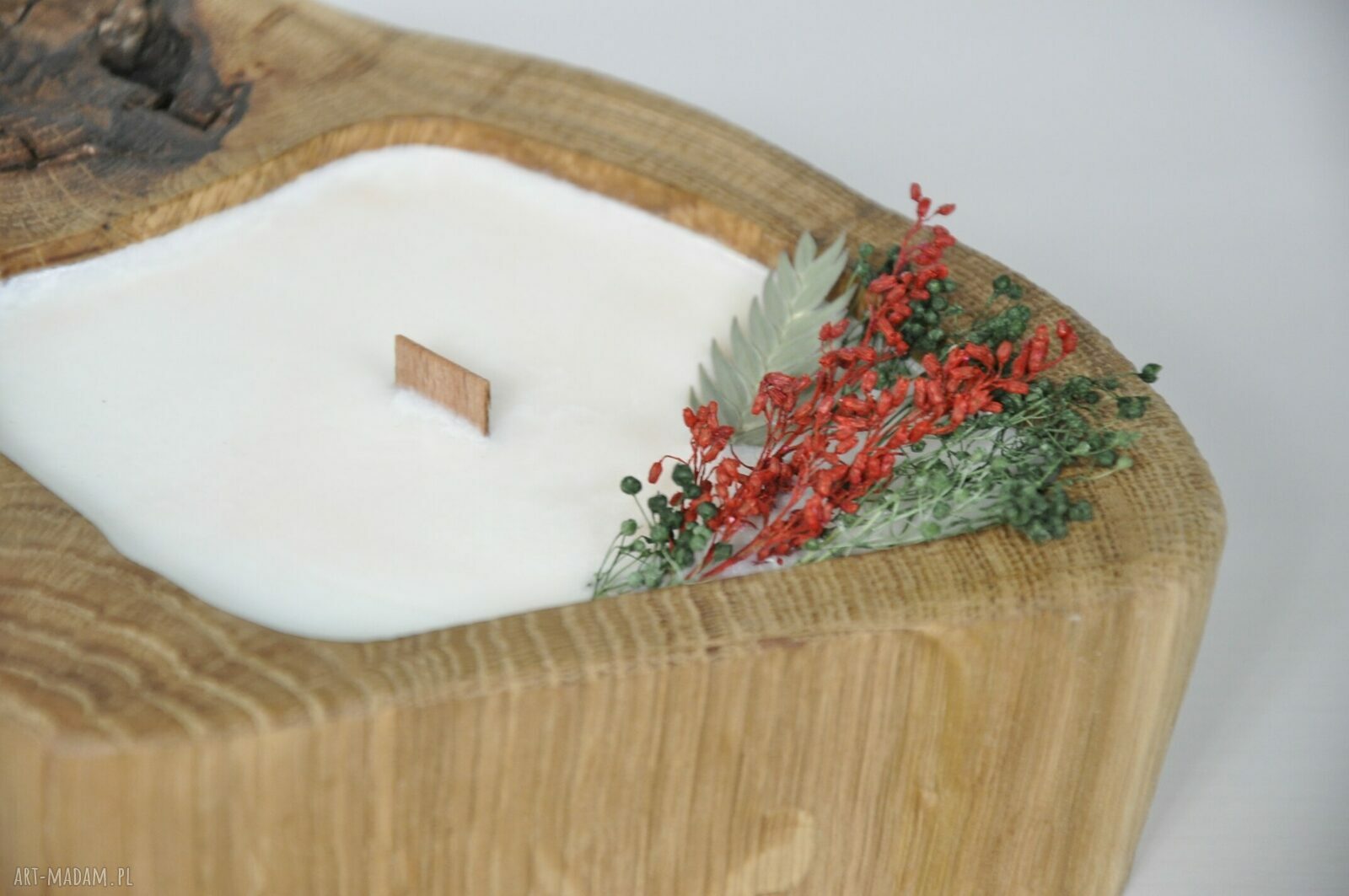 Świeca sojowa zapachowa w drewnie dębu Oldtree - mięta i limonka (naturalna)