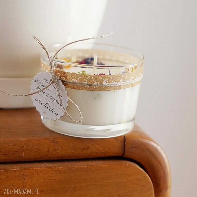 Świeca sojowa w szkle No. 7a z aromatem orchidei