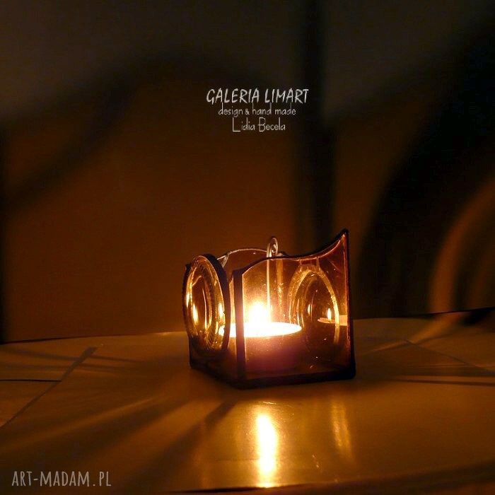 Świecznik Tiffany z denek butelek i szkła witrażowego - lampion na tealight