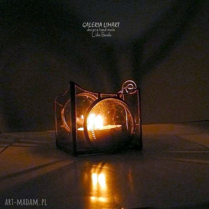 Świecznik Tiffany z denek butelek i szkła witrażowego - lampion na tealight