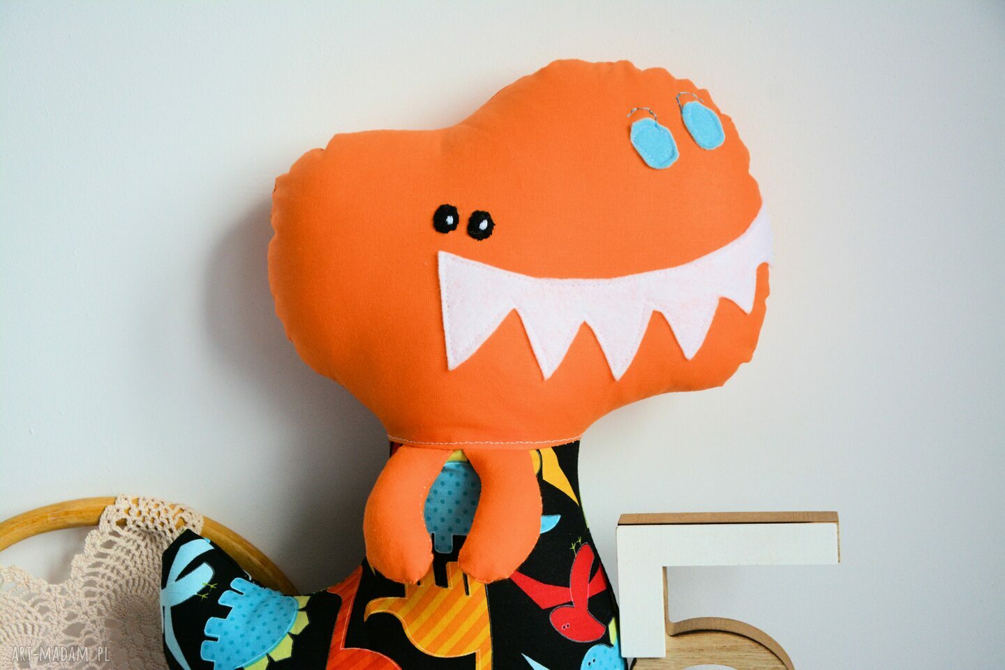 Sympatyczny dinozaur Romek - 42 cm