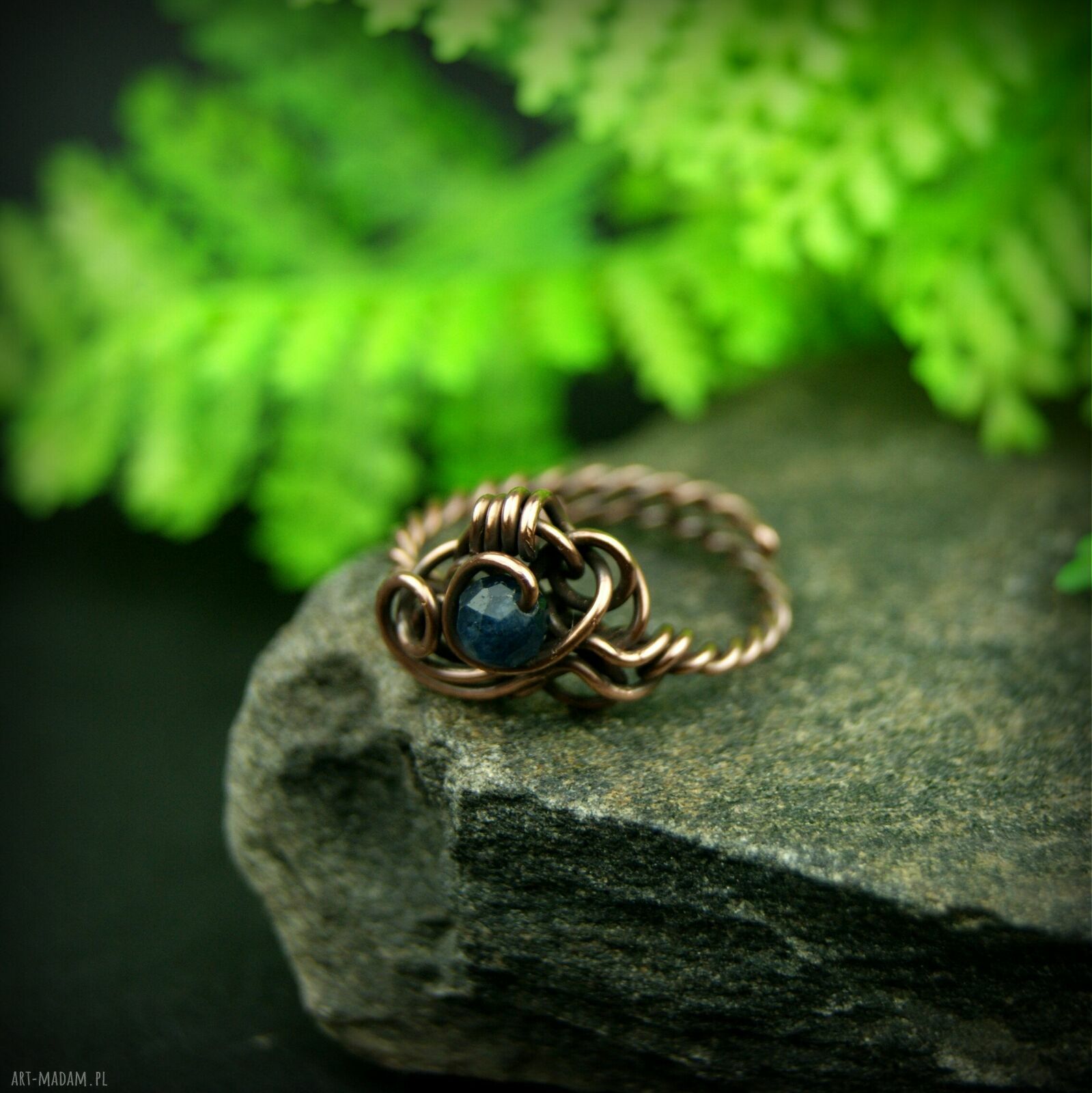 Szafirowy pierścionek z miedzi - regulowany wire wrapping