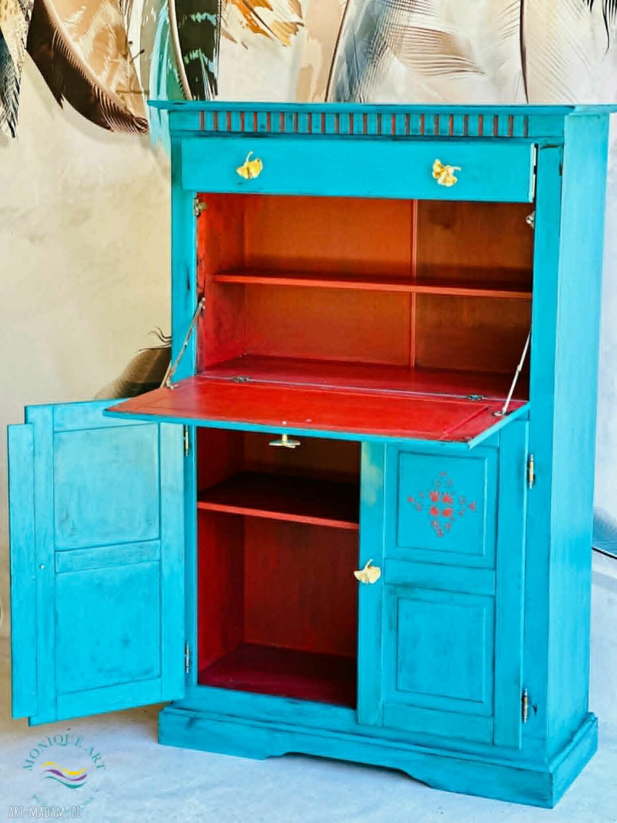 Bar szafka kolorowa boho na alkohol - unikat Monique Art (turkus i czerwień)