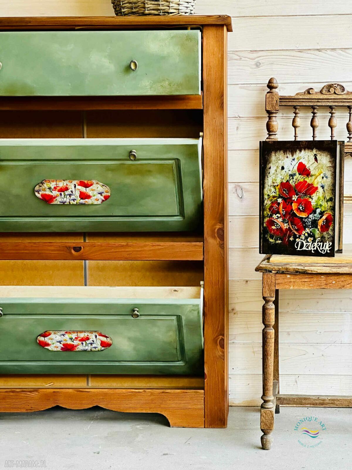 Szafka na buty ręcznie malowana sielska shabby chic - kwiatowe motywy