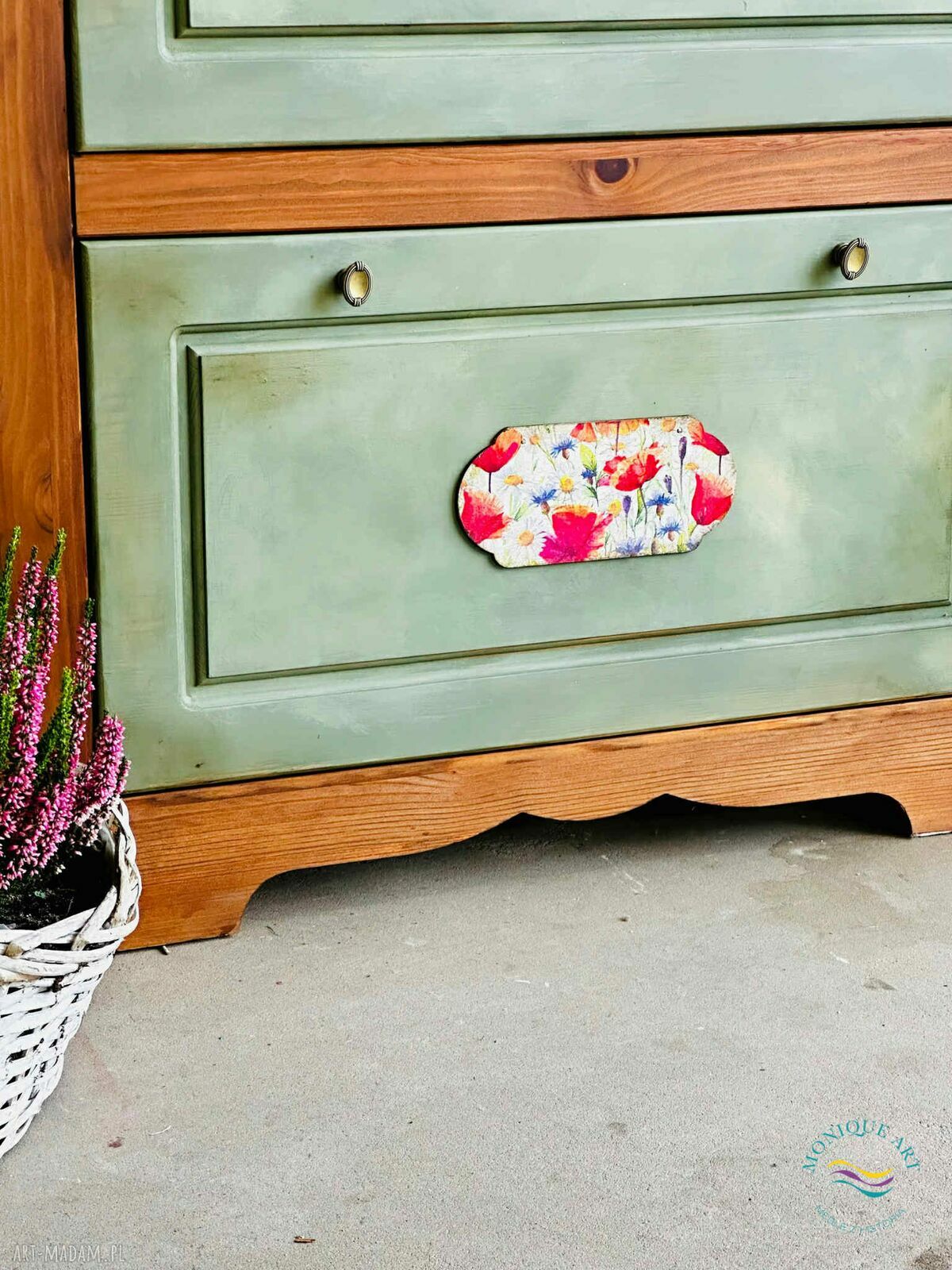 Szafka na buty ręcznie malowana sielska shabby chic - kwiatowe motywy