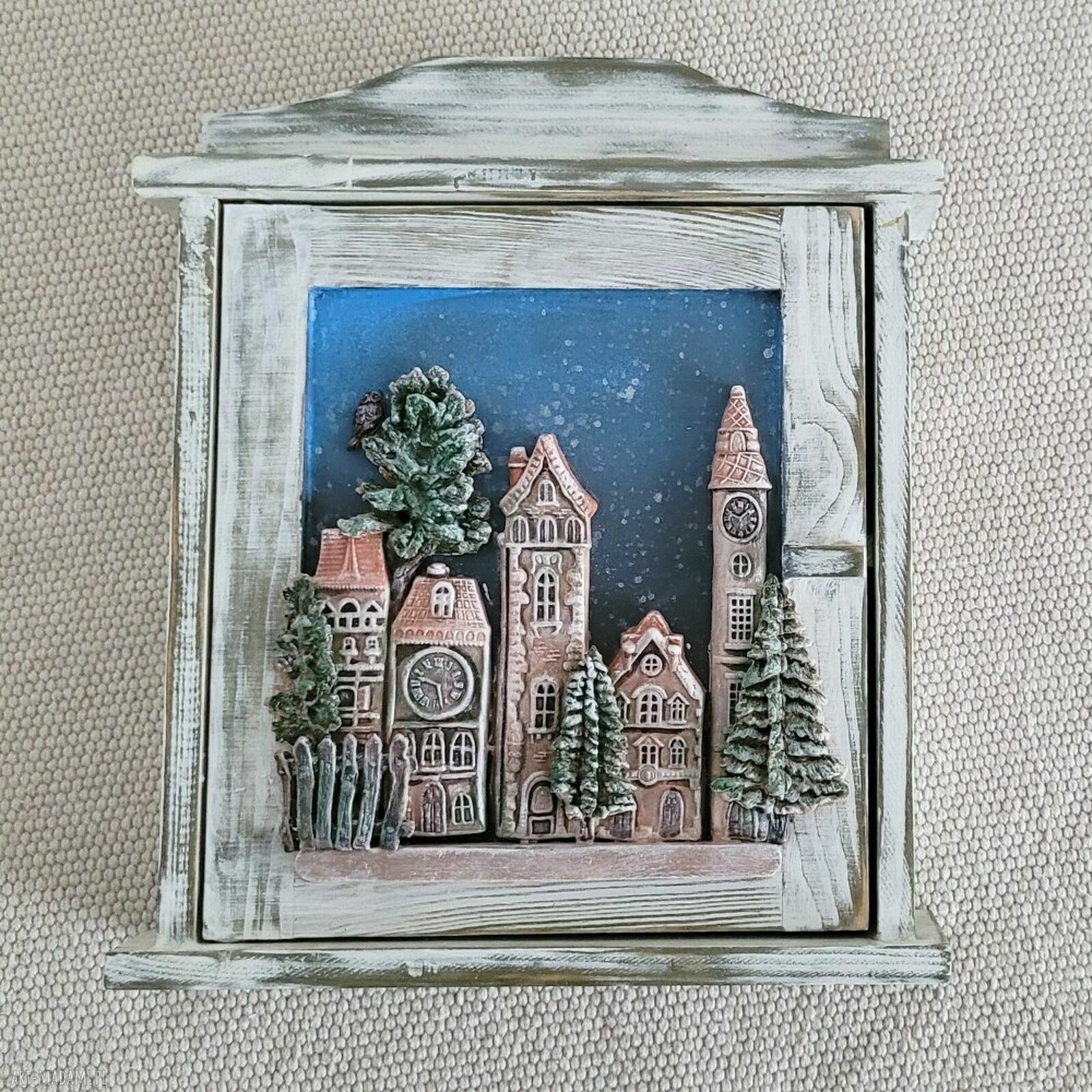 Szafka na klucze Miasteczko 3D - rustykalne kamieniczki do zawieszenia