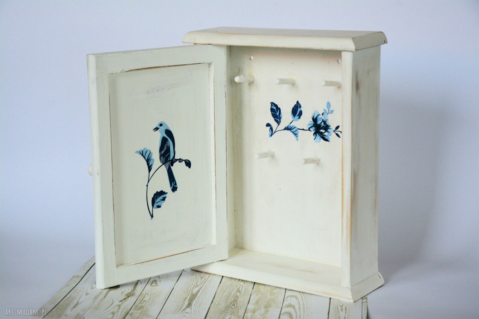 szafka na klucze angielski szyk ręczne wykonanie pudełka