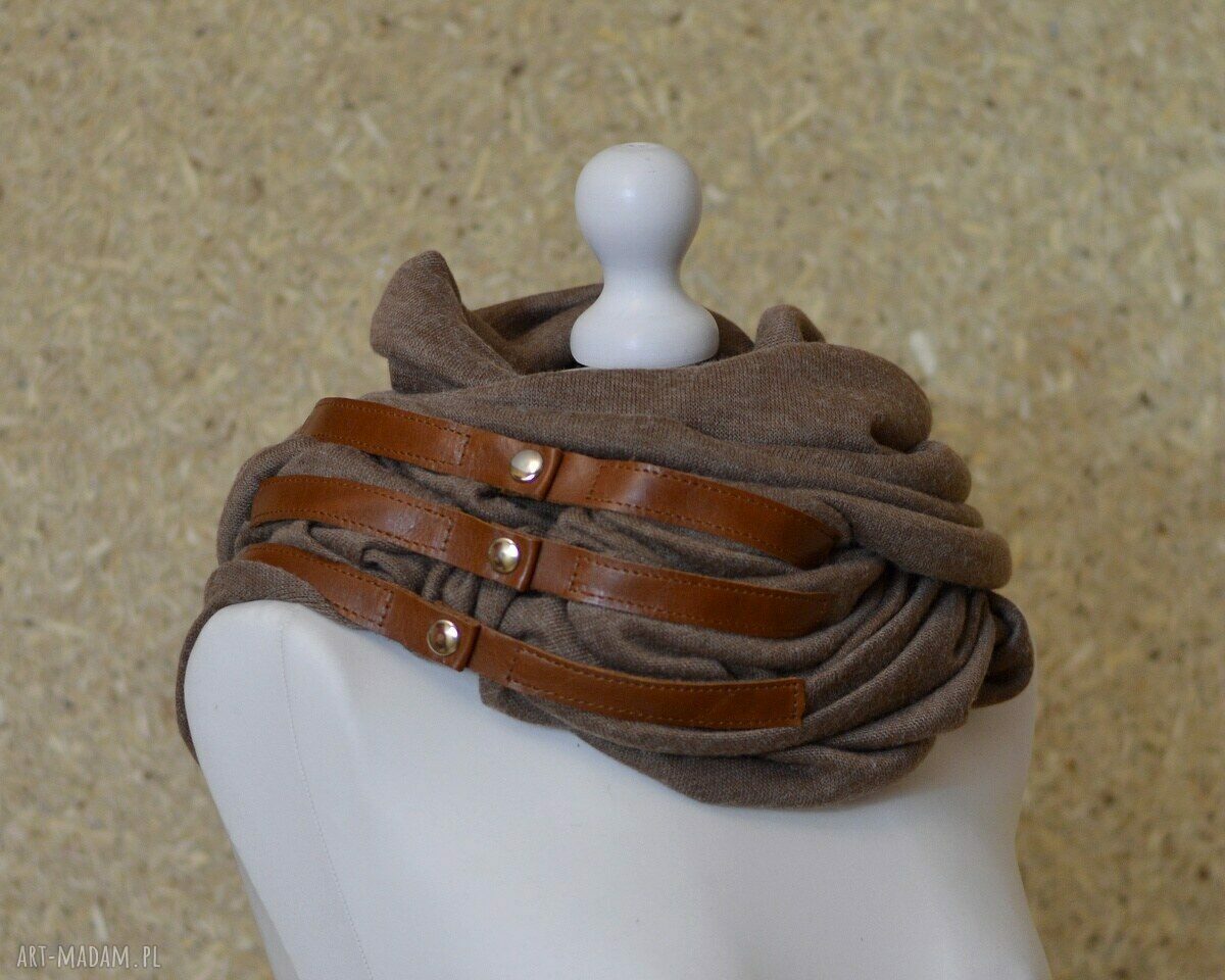 Szal, chusta, narzutka, ponczo ze skórą jasny brąz Handmade