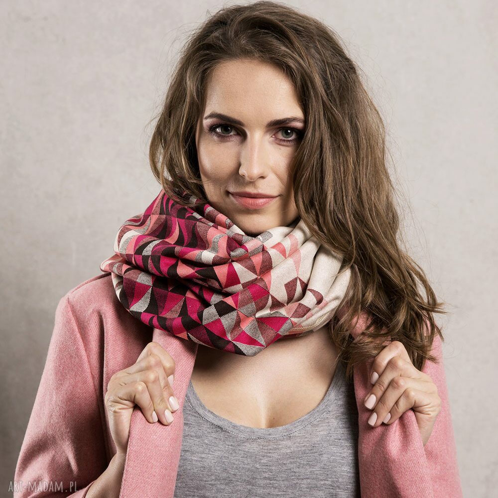 Szal Etola Otulacz Pareo Kamizelka PINK TRIANGLE