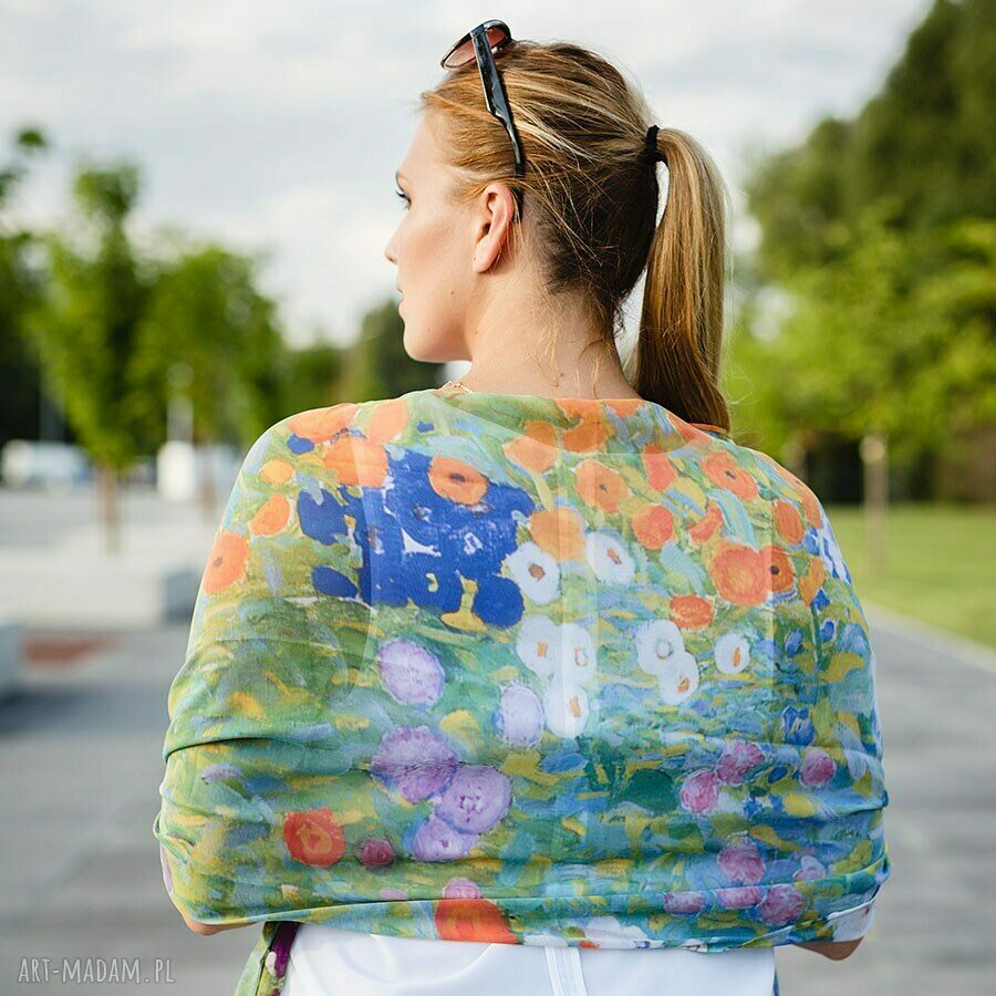 Szal Gustav Klimt z kwiatowym motywem - elegancki prezent vintage dla kobiety