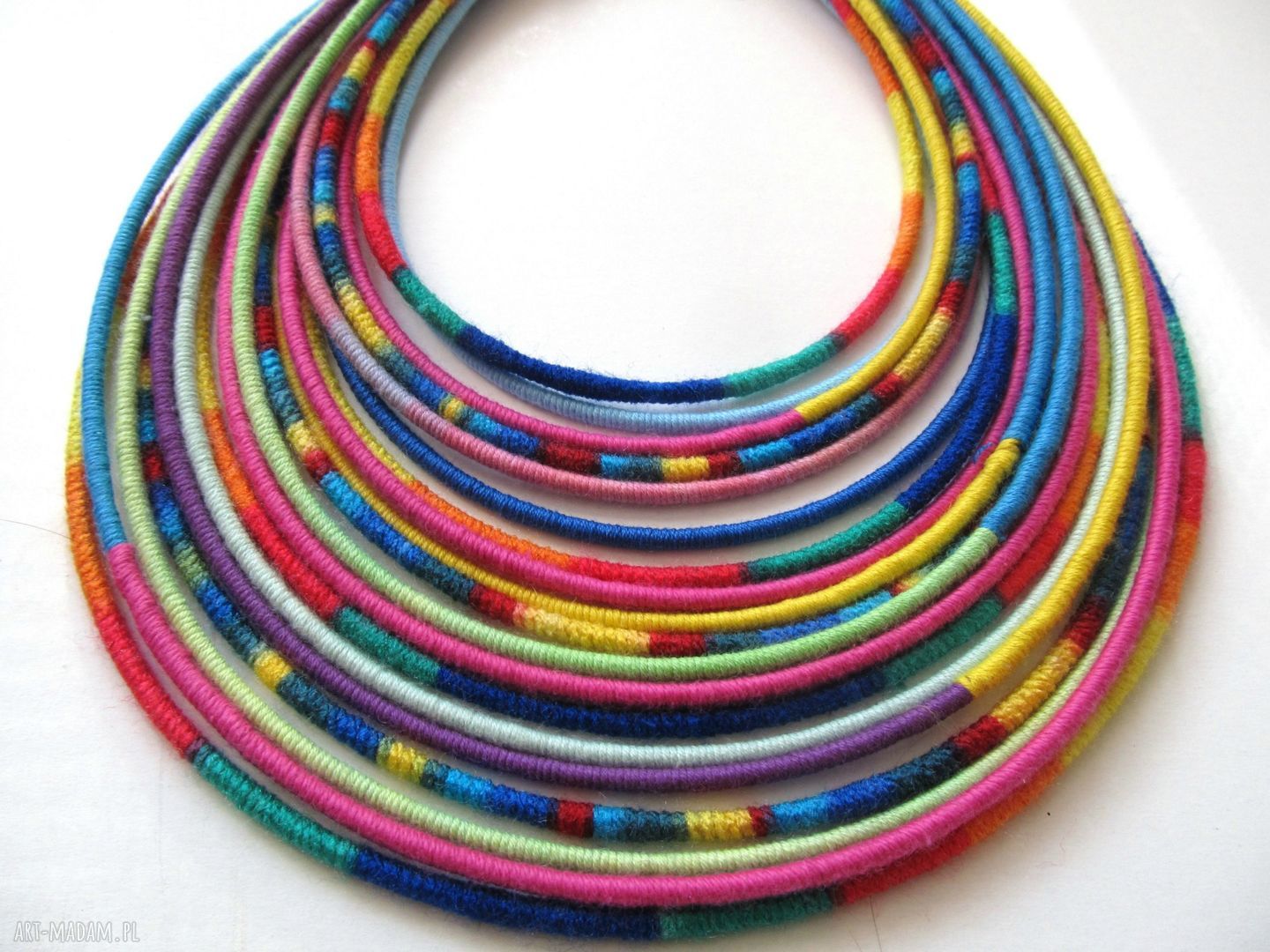 Szał kolorów - boho orientalny naszyjnik handmade z włóczek, dł. 48-80 cm