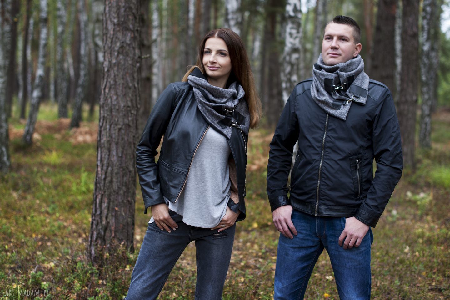 Szal komin ze skórą unisex, czarna jodełka połysk hand made