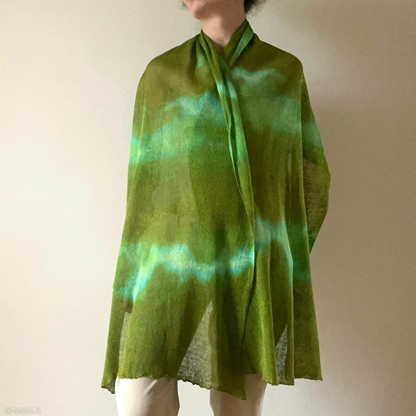 Szal lniany w zieleniach ręcznie barwiony 100% lnu (unisex), fair trade, unikatowy