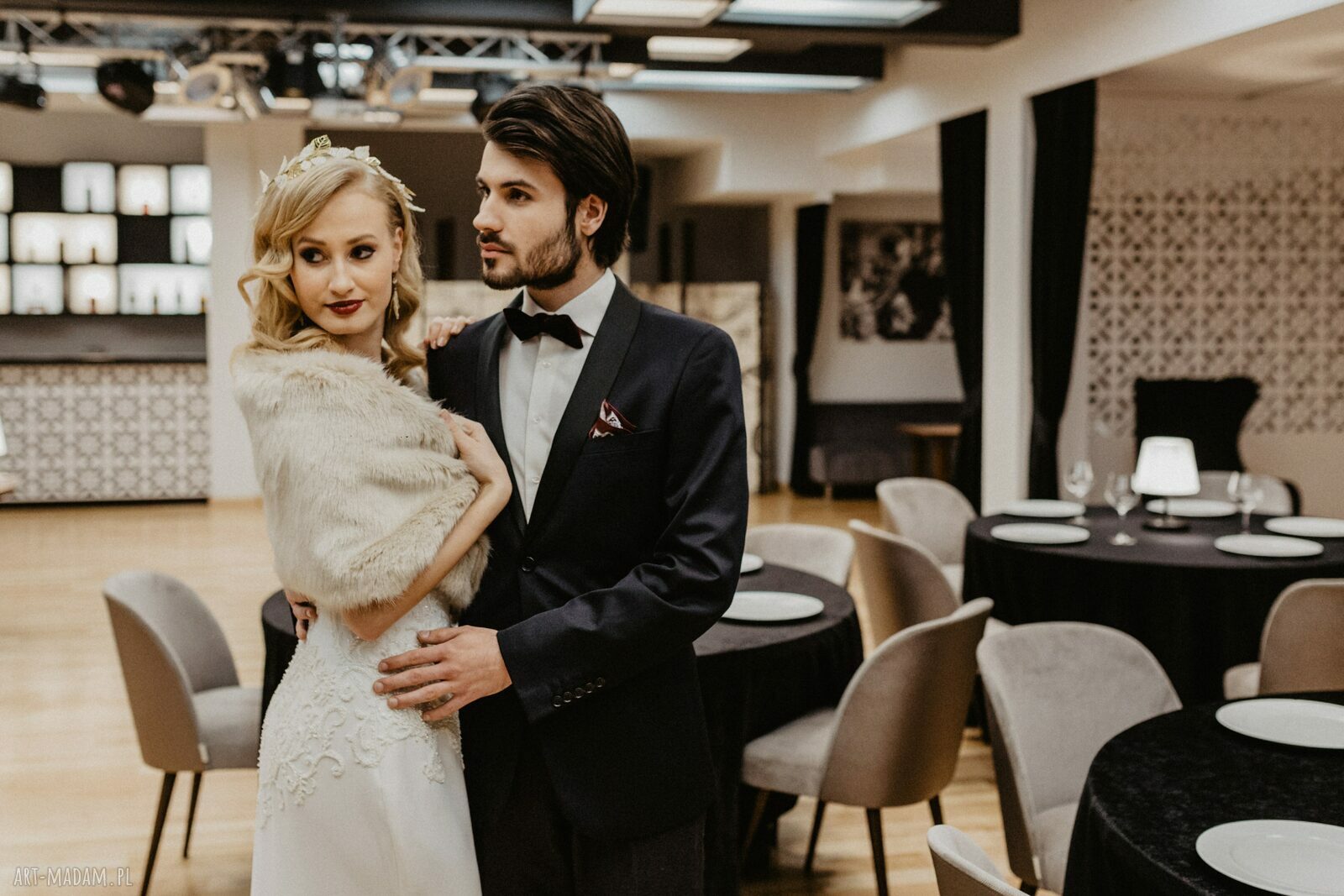 Szal ślubny latte z eko-futra - etola 155 cm