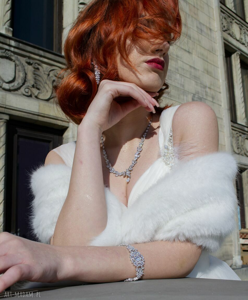 Szal ślubny Ivory - elegancka etola Glamour ze sztucznego futra