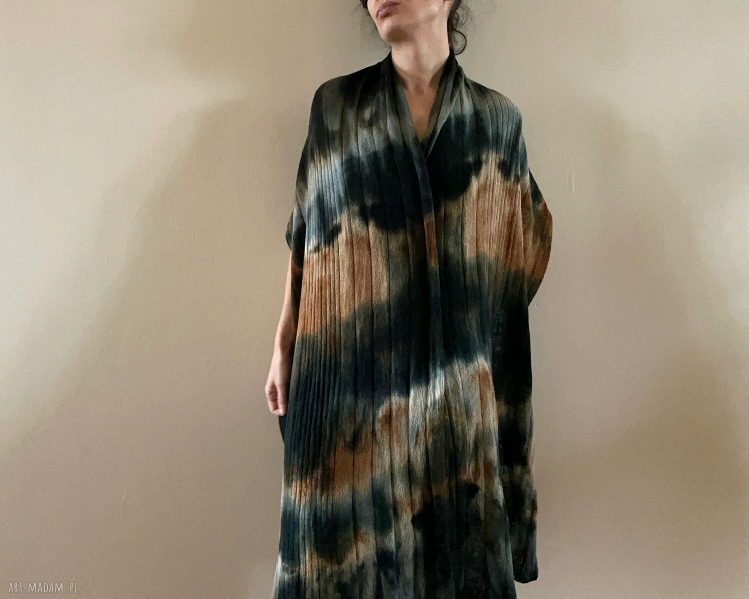 Szal wełniany w kolorach ziemi - ręcznie barwiony unisex