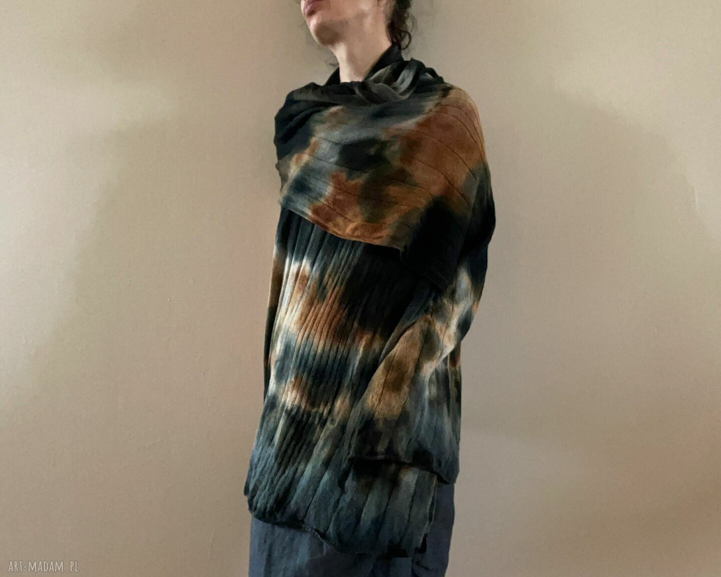 Szal wełniany w kolorach ziemi - ręcznie barwiony unisex
