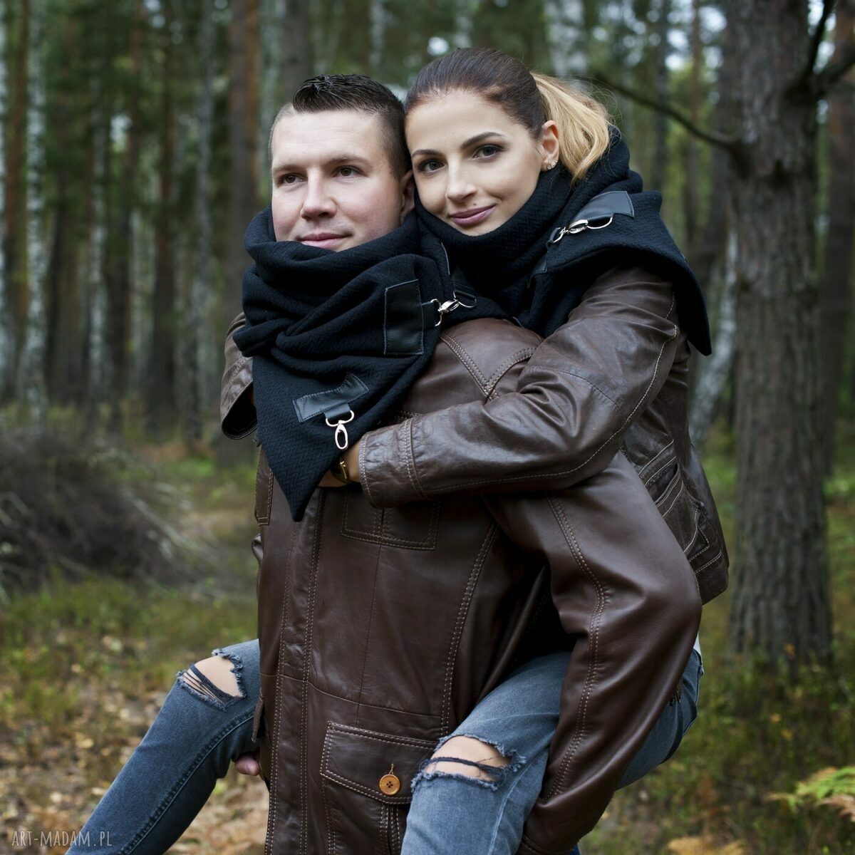 Szal wełniany ze skórą komin, unisex, wełna, czarny, zyg zag Handmade