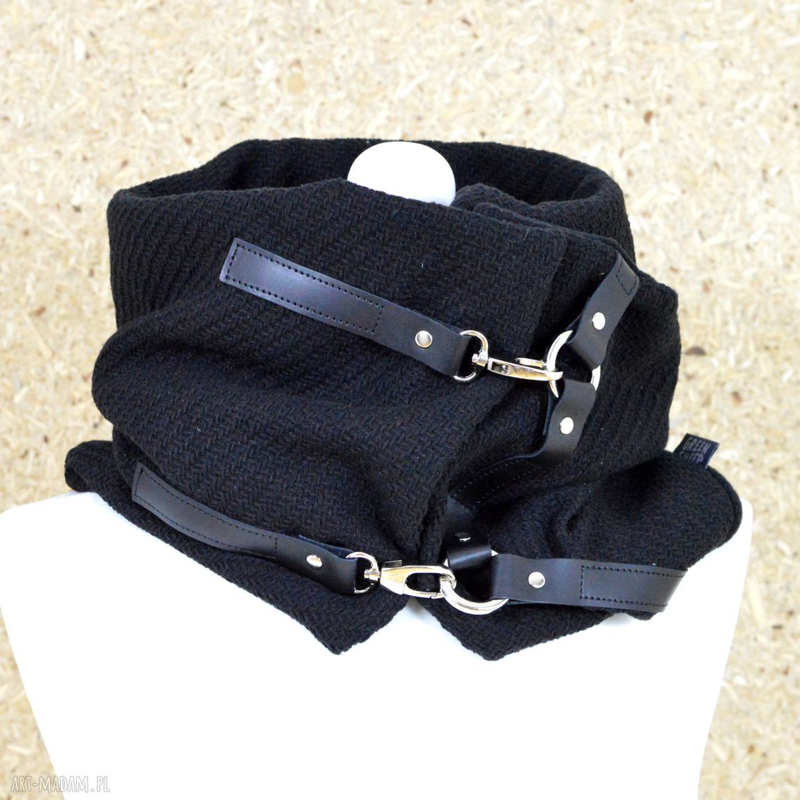 Szal wełniany ze skórą czarny rockowy szal, komin czarny, komin wełniany HandMade