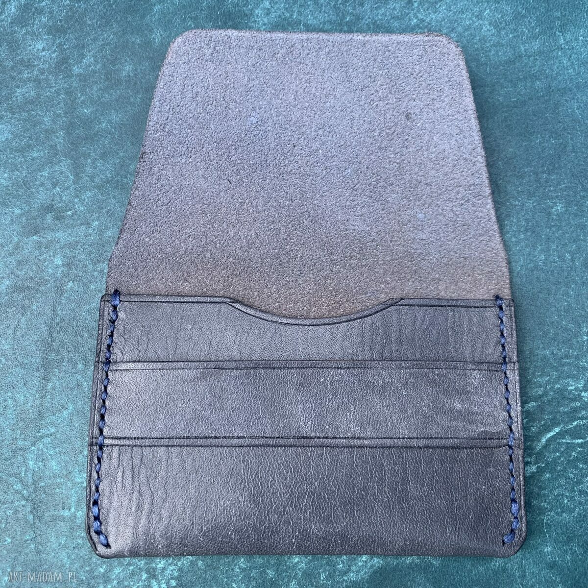 portfele: Szary minimalistyczny portfel na karty ze skóry ręcznie uszyty. Handmade