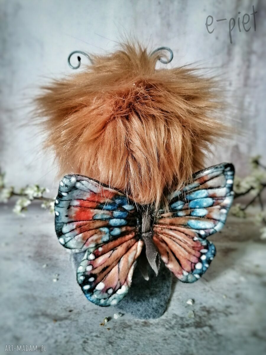 Szary Motyl - artystyczna lalka kolekcjonerska (ok. 22 cm)