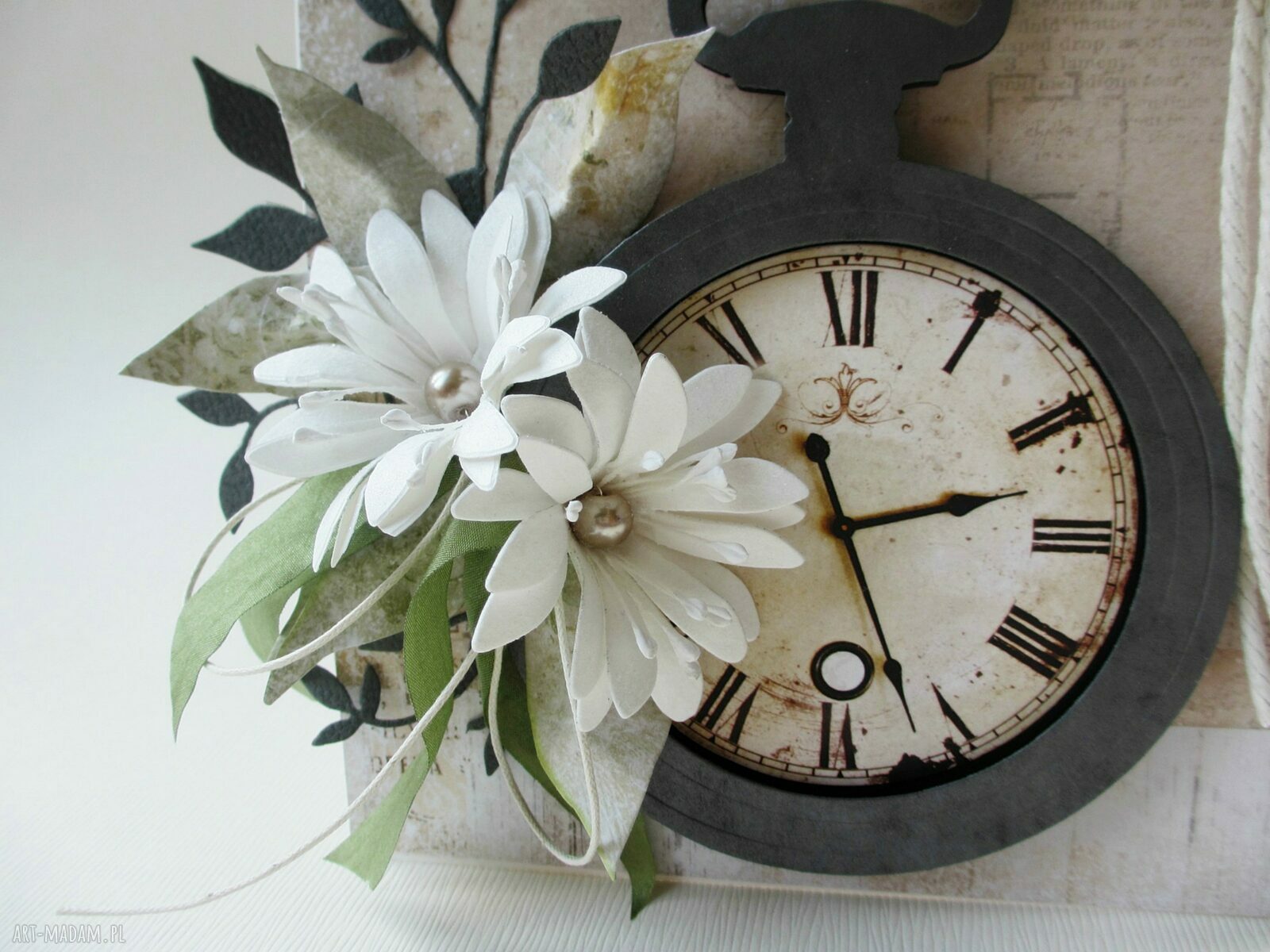 Szczęścia w każdej minucie - kartka scrapbooking w pudełku z dekoracjami 3D