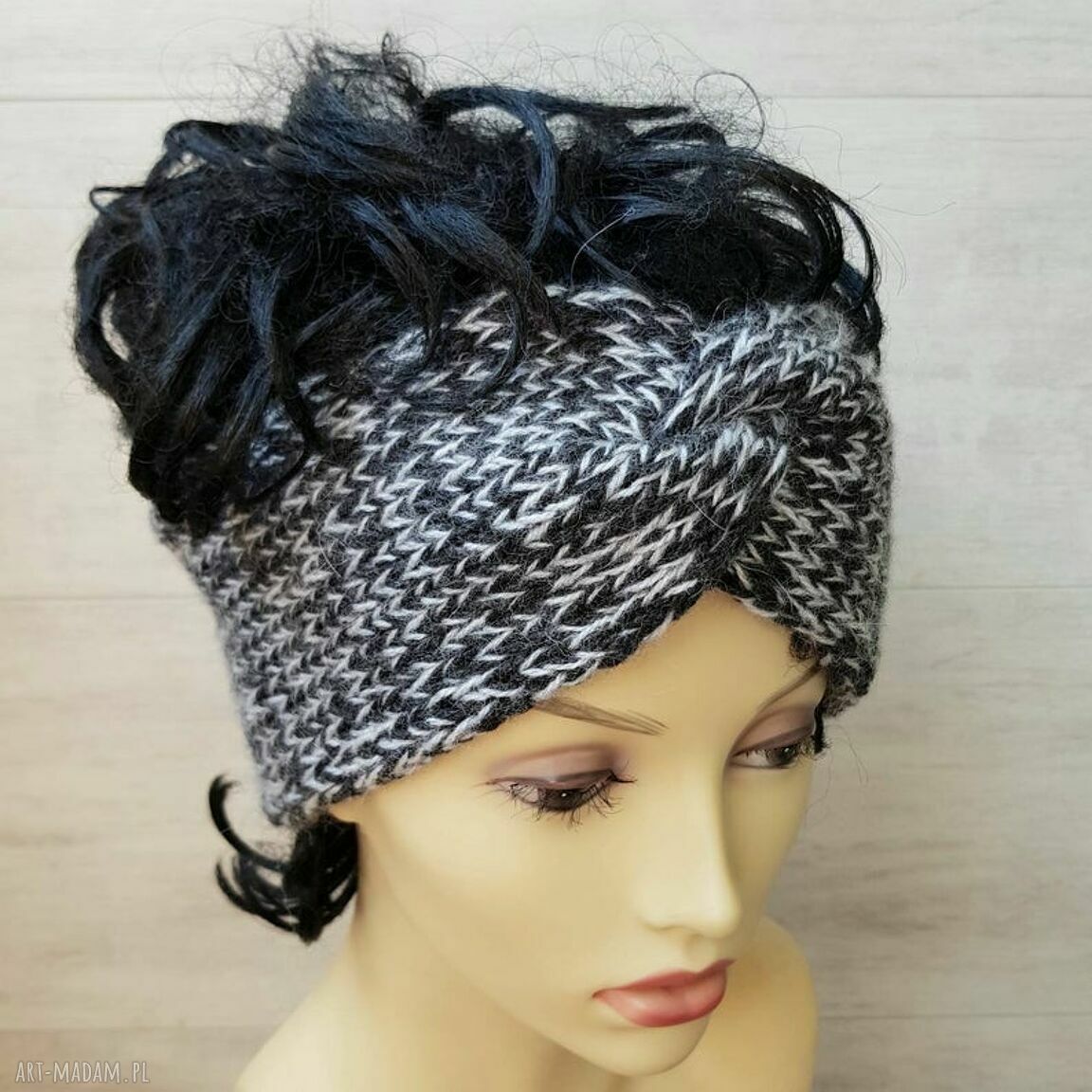Ciepła, szeroka opaska turban z włóczki - czarna i popiel (Alba Design)