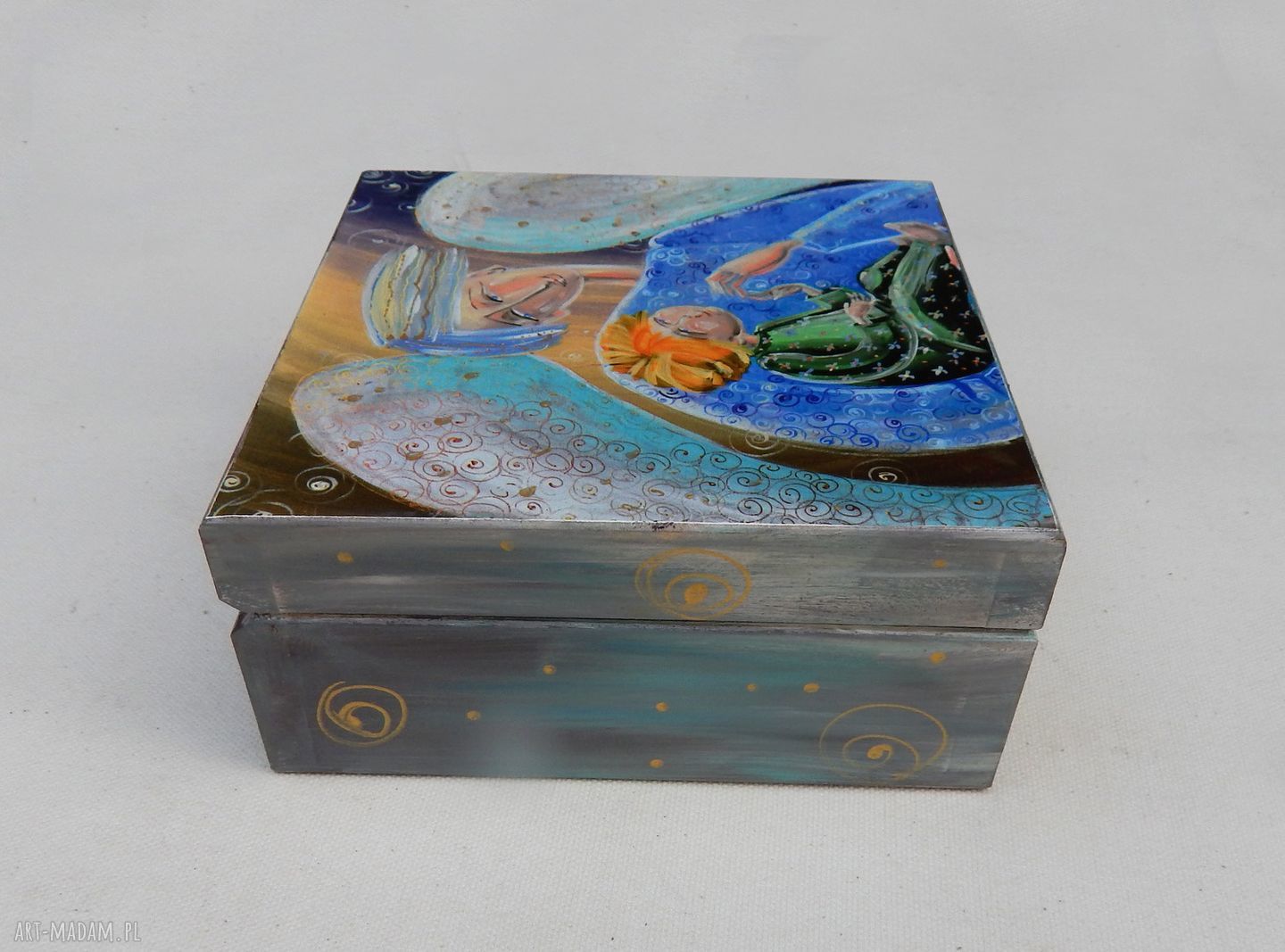 Szkatułka Anioł Stróż z dzieckiem 14x14 cm - ręcznie malowana (decoupage)