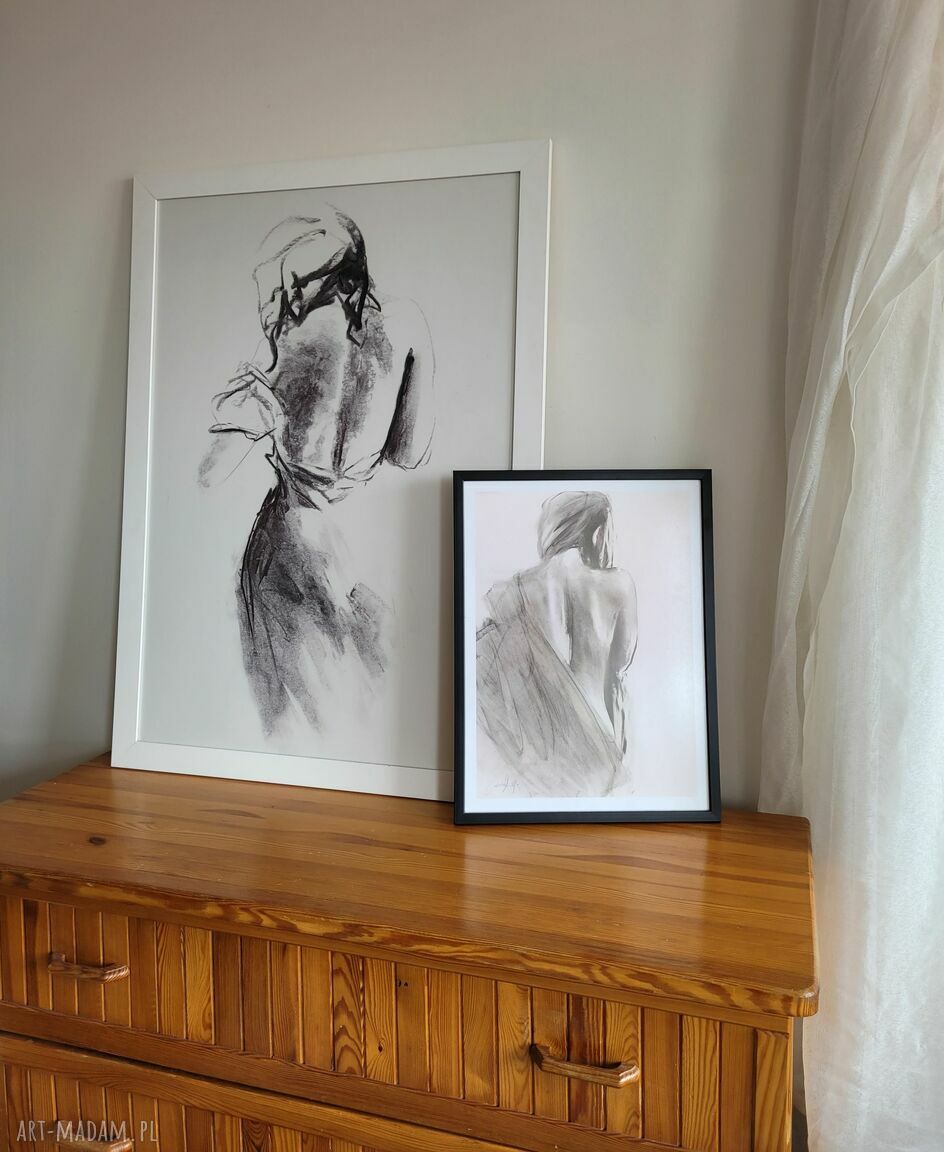 Szkic kobiety 60x87 - autorska inkografia „Little Delights”