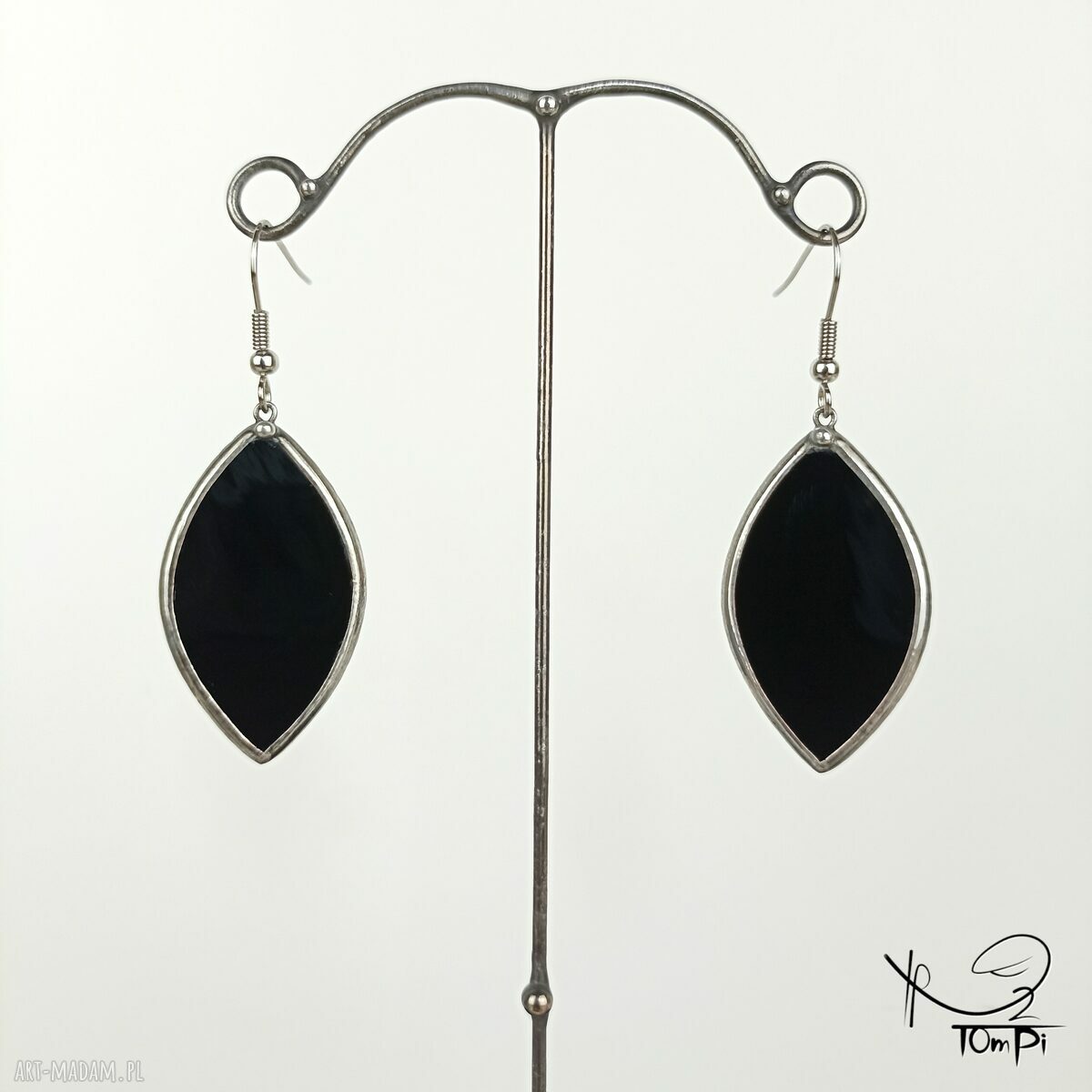 Szklane kolczyki Tiffany z czarnych zaostrzonych elips - handmade