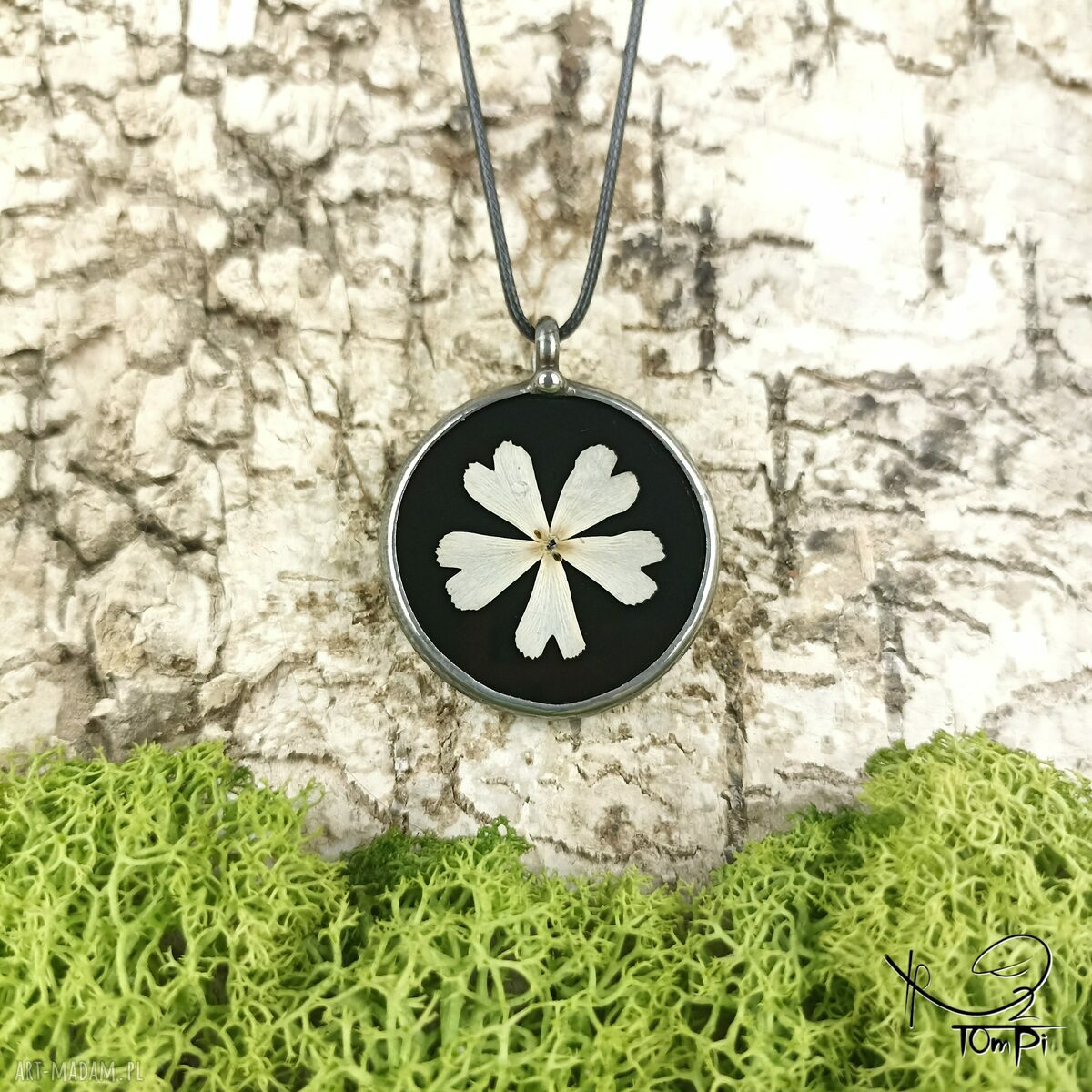 Szklany medalion koło z kwiatem floksa (czarny) - wisiorek Tiffany handmade