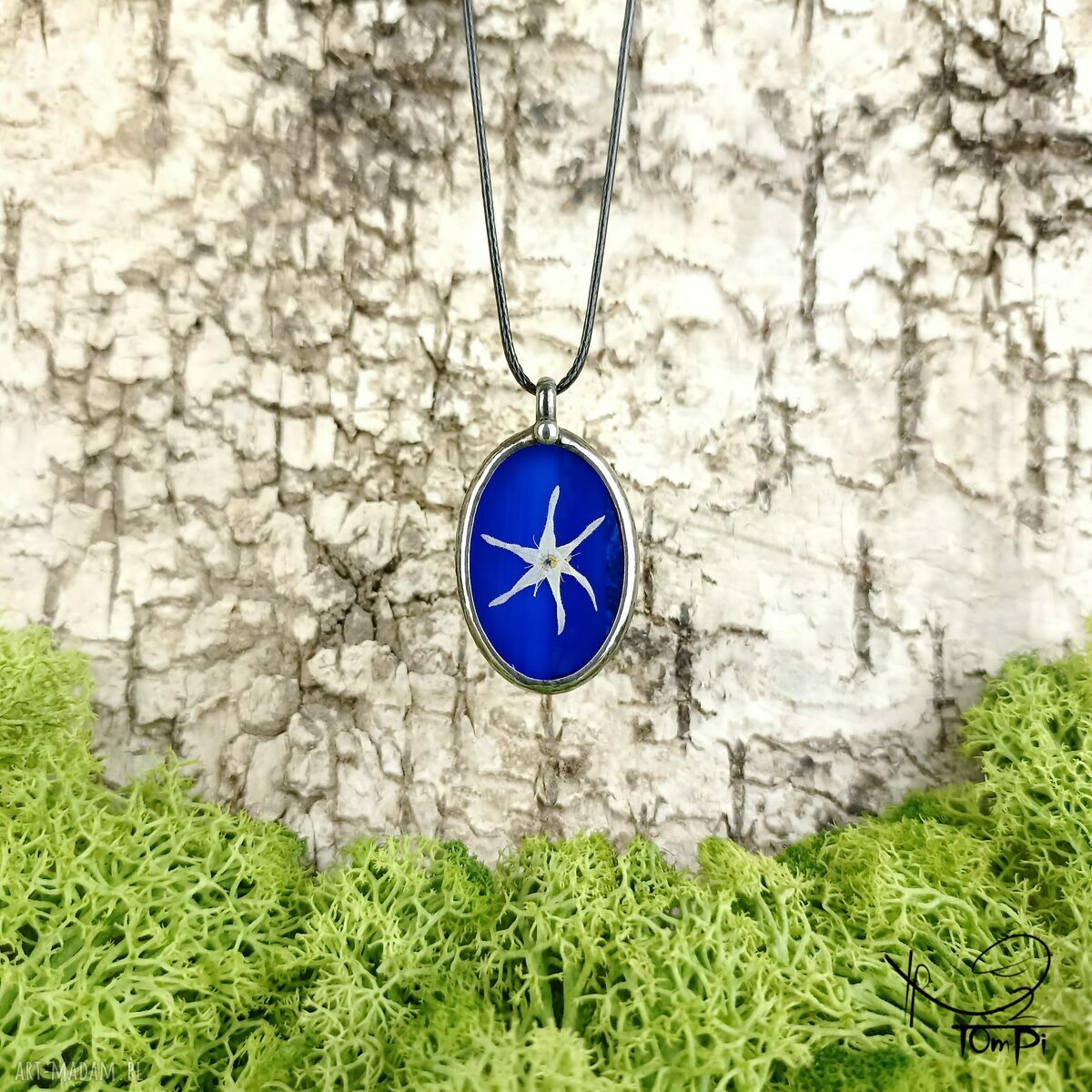 Szklany medalion elipsa z kwiatem kolczurki (kobaltowy) - wisiorek Tiffany handmade