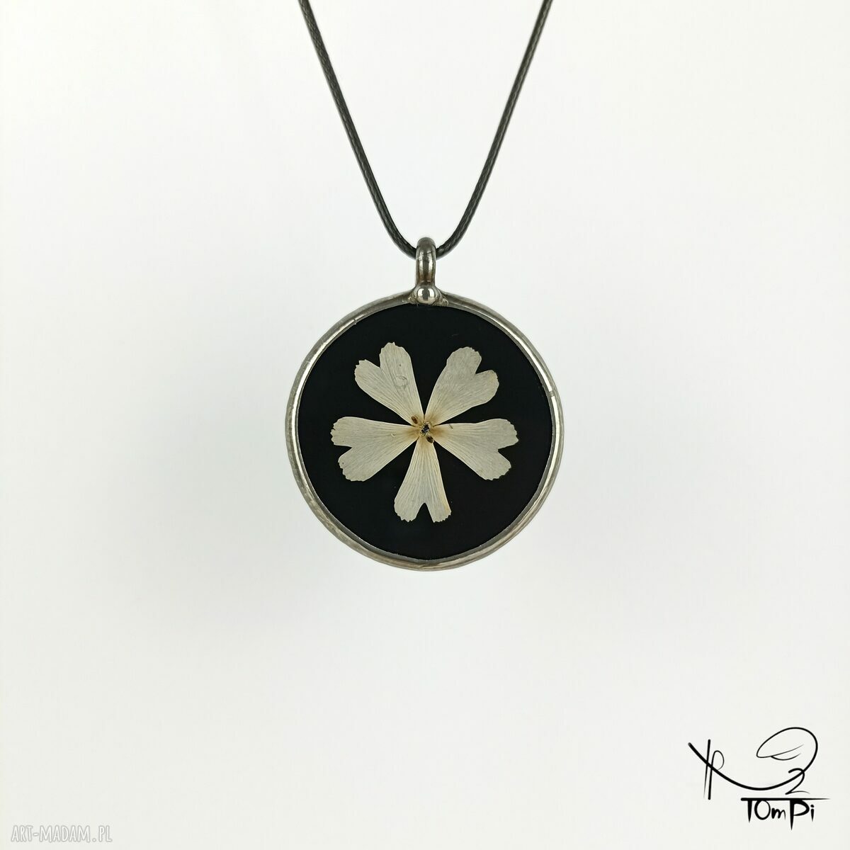 Szklany medalion koło z kwiatem floksa (czarny) - wisiorek Tiffany handmade