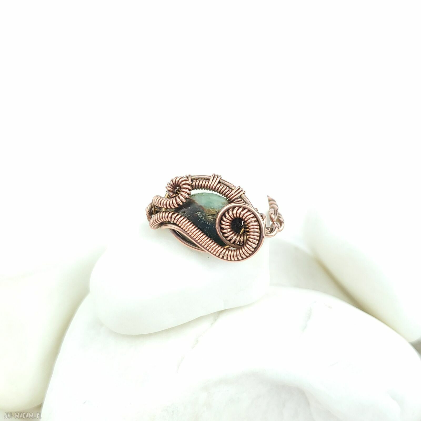 Szmaragd regulowany pierścionek z miedzi - wire wrapping