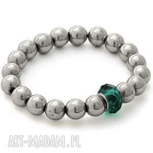 silver hematite with emerald bead