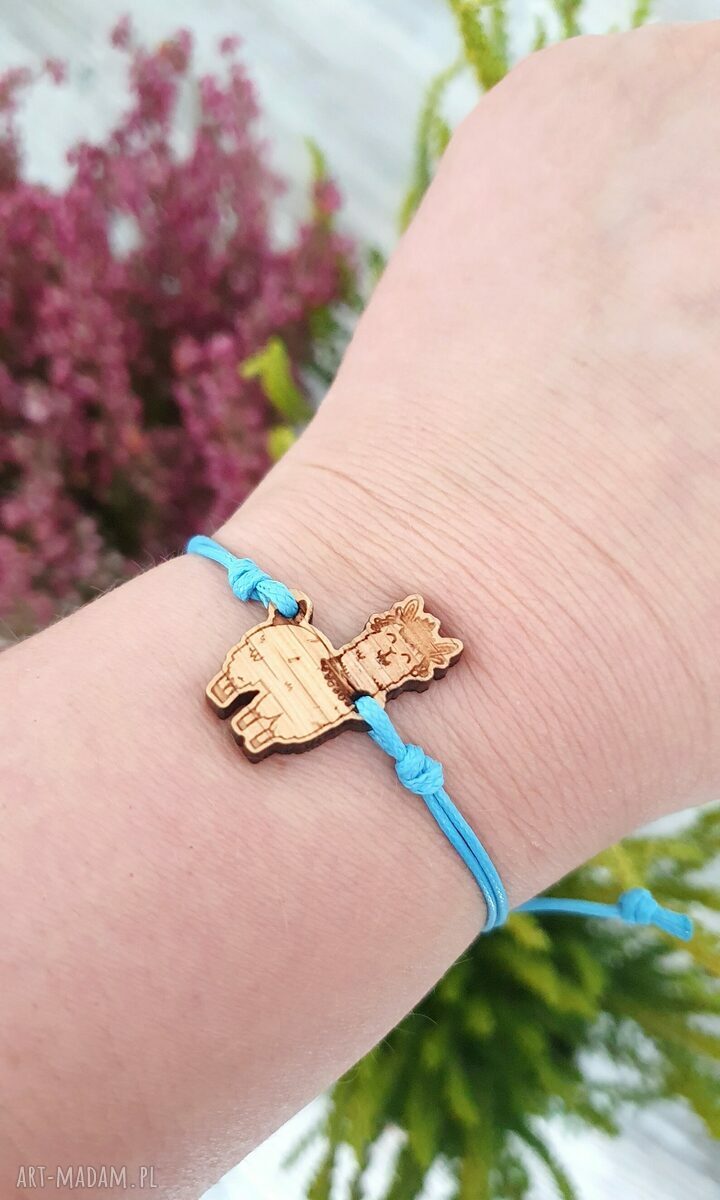 Bransoletka sznurkowa makrama z lamą i dębem - regulowane zapięcie (14-17 cm)