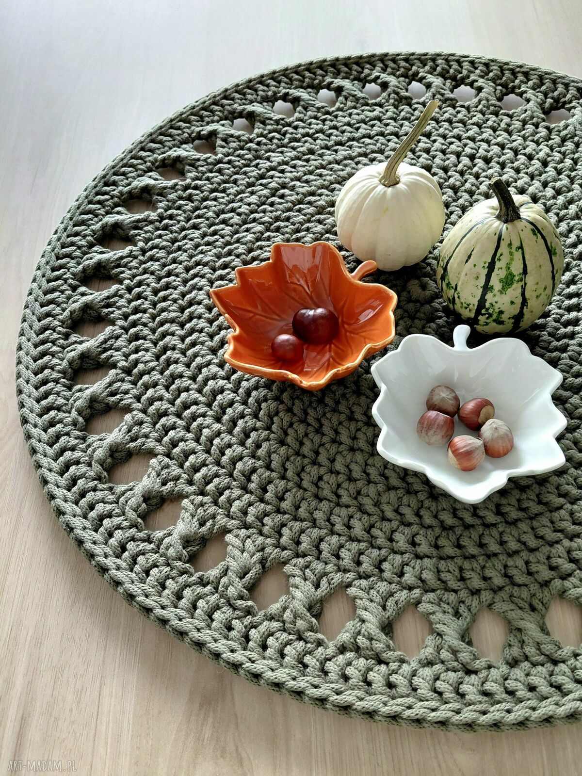 Sznurkowa serweta 57 cm na stół