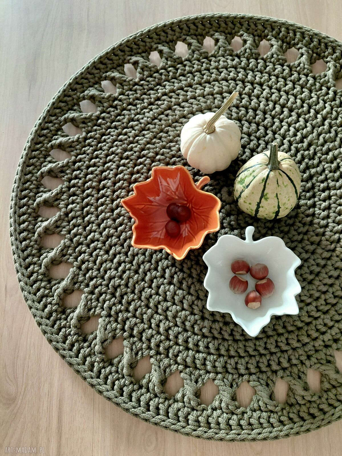 Sznurkowa serweta 57 cm na stół